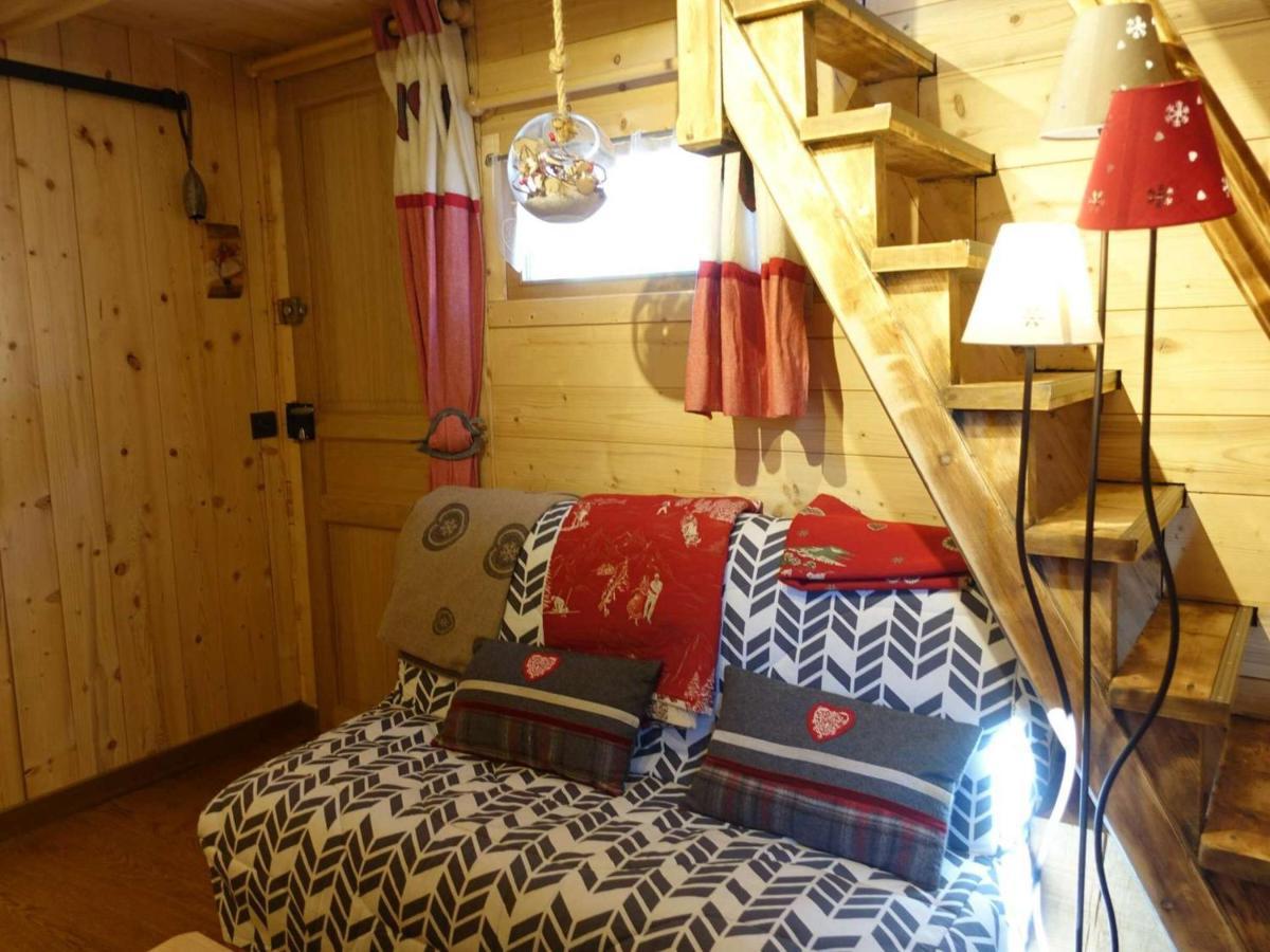 Charmant Mazot Savoyard A Hauteluce: Ideal Pour Couple, Proche Commerces Et Ski, Bien Equipe - Fr-1-342-263 Exteriör bild