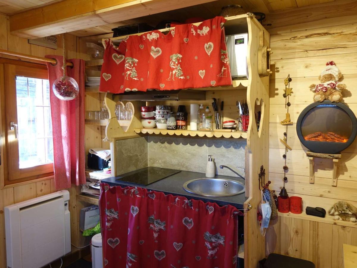 Charmant Mazot Savoyard A Hauteluce: Ideal Pour Couple, Proche Commerces Et Ski, Bien Equipe - Fr-1-342-263 Exteriör bild