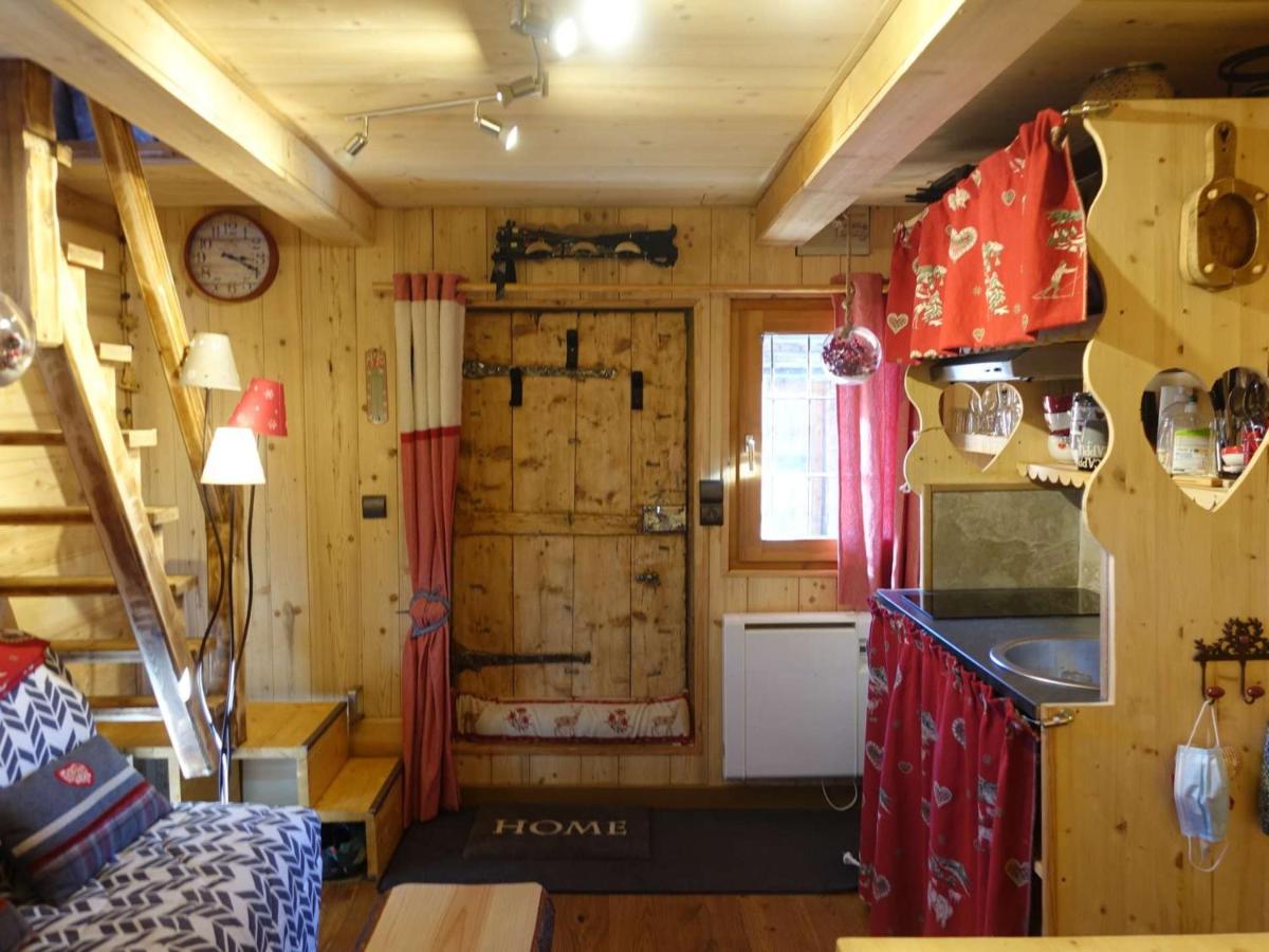 Charmant Mazot Savoyard A Hauteluce: Ideal Pour Couple, Proche Commerces Et Ski, Bien Equipe - Fr-1-342-263 Exteriör bild
